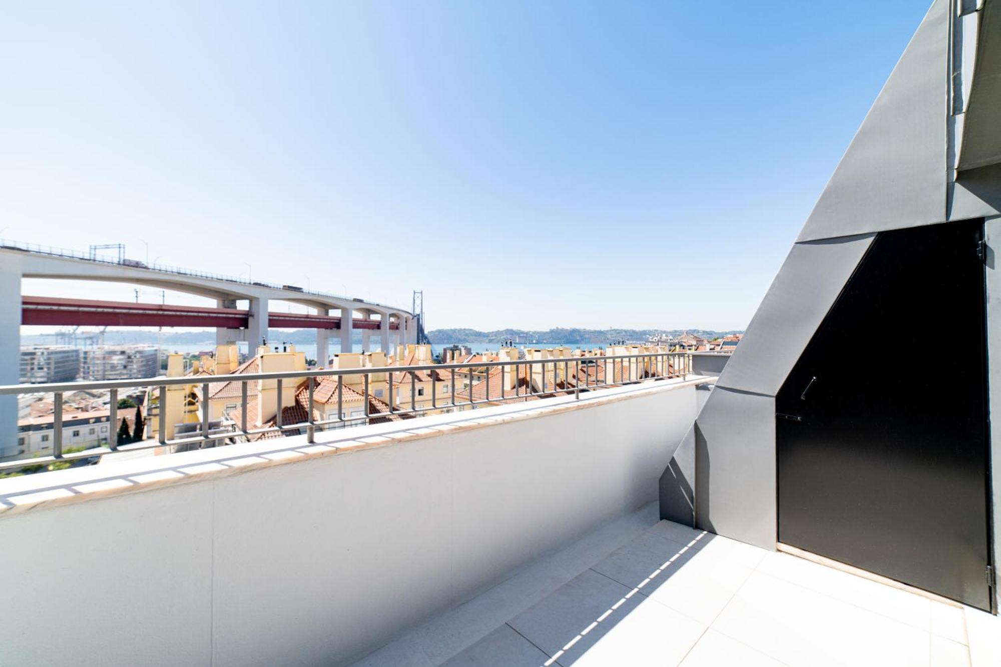 Lusiadas 53 5 D - Beautiful River View Lisbon Exterior photo